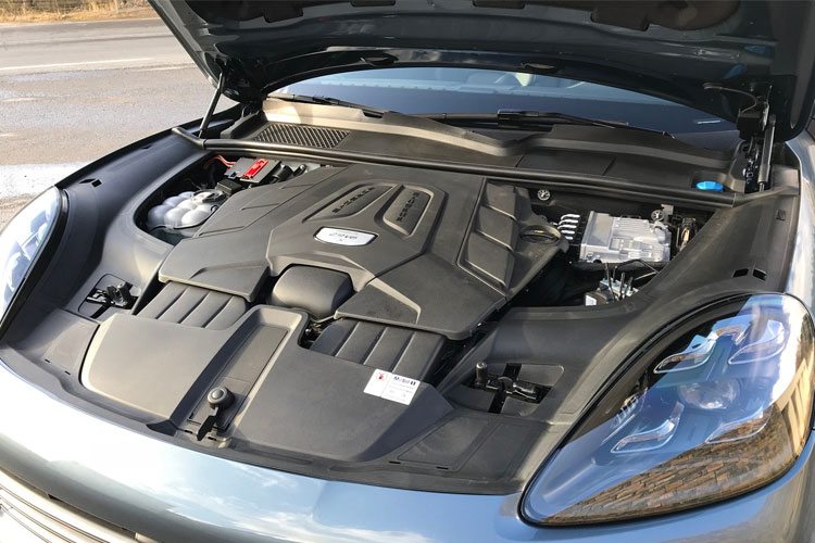 2019 Porsche Cayenne Engine