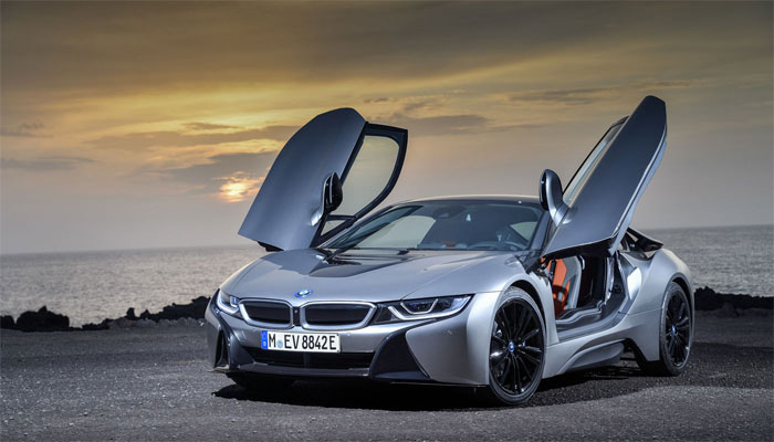 BMW I8