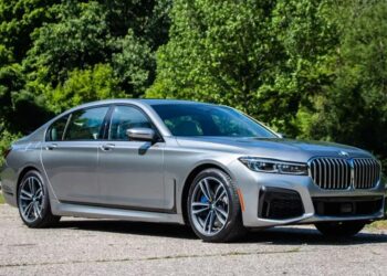 2020 BMW 745e xDrive iPerformance: Pros And Cons